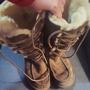 UGG Tan Shearling-Lined Winter Boots